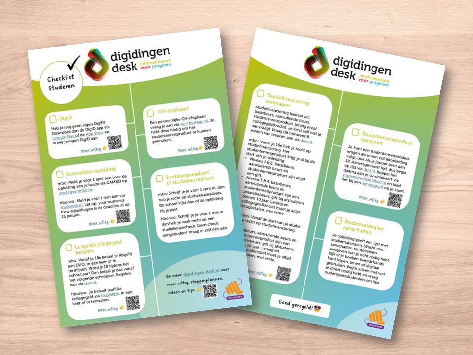 Checklist Studeren, liggend op een tafel